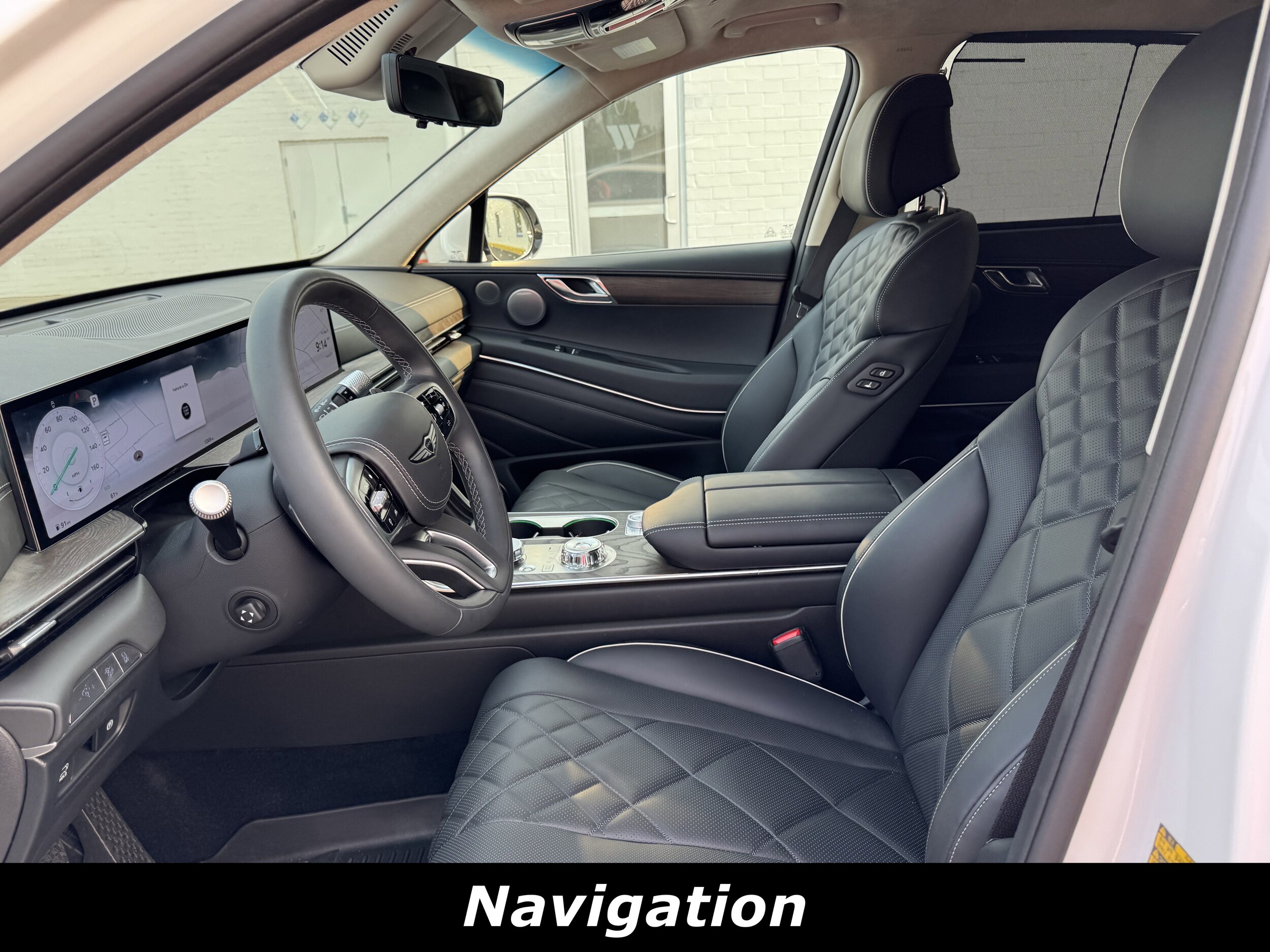 2025 Genesis GV80 3.5T Prestige AWD photo 2
