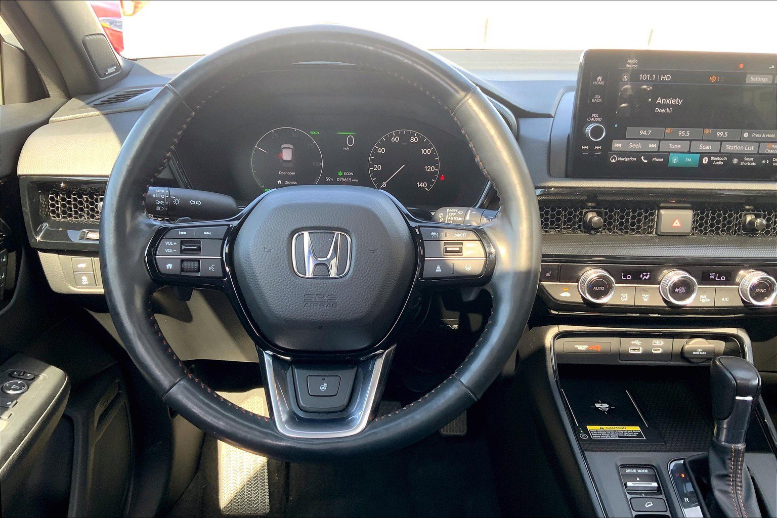 2023 Honda CR-V Hybrid Sport Touring photo 4