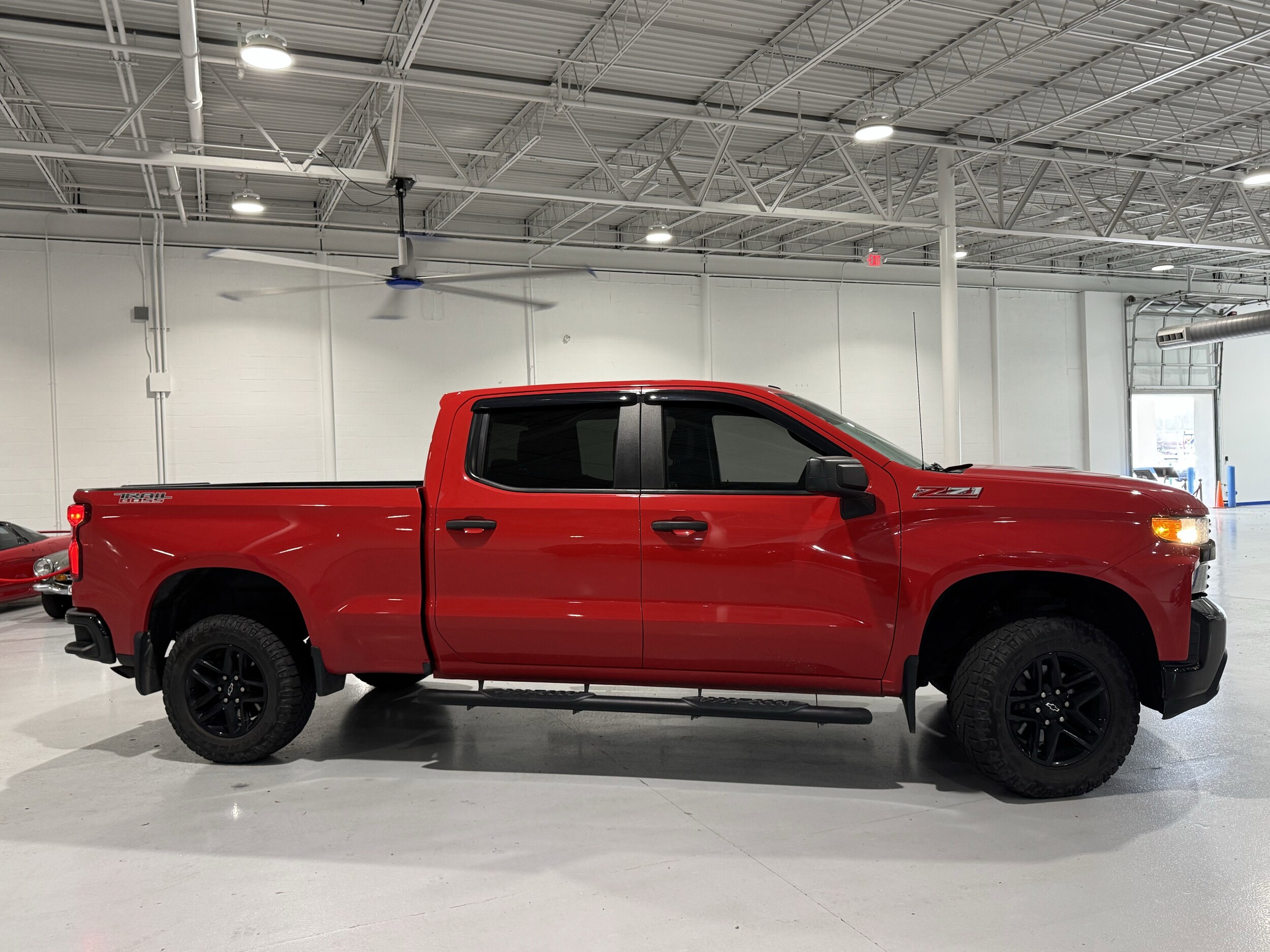 2022 Chevrolet Silverado Trail Boss Custom photo 2