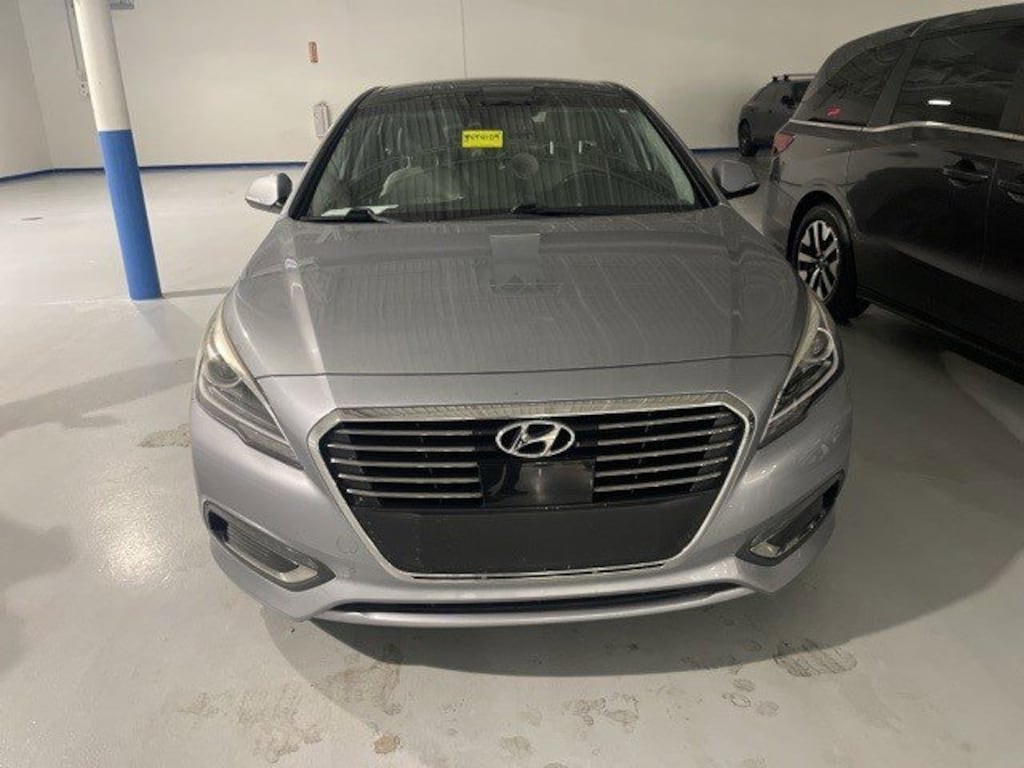 Used 2016 Hyundai Sonata Hybrid 4dr Sdn Limited Sedan