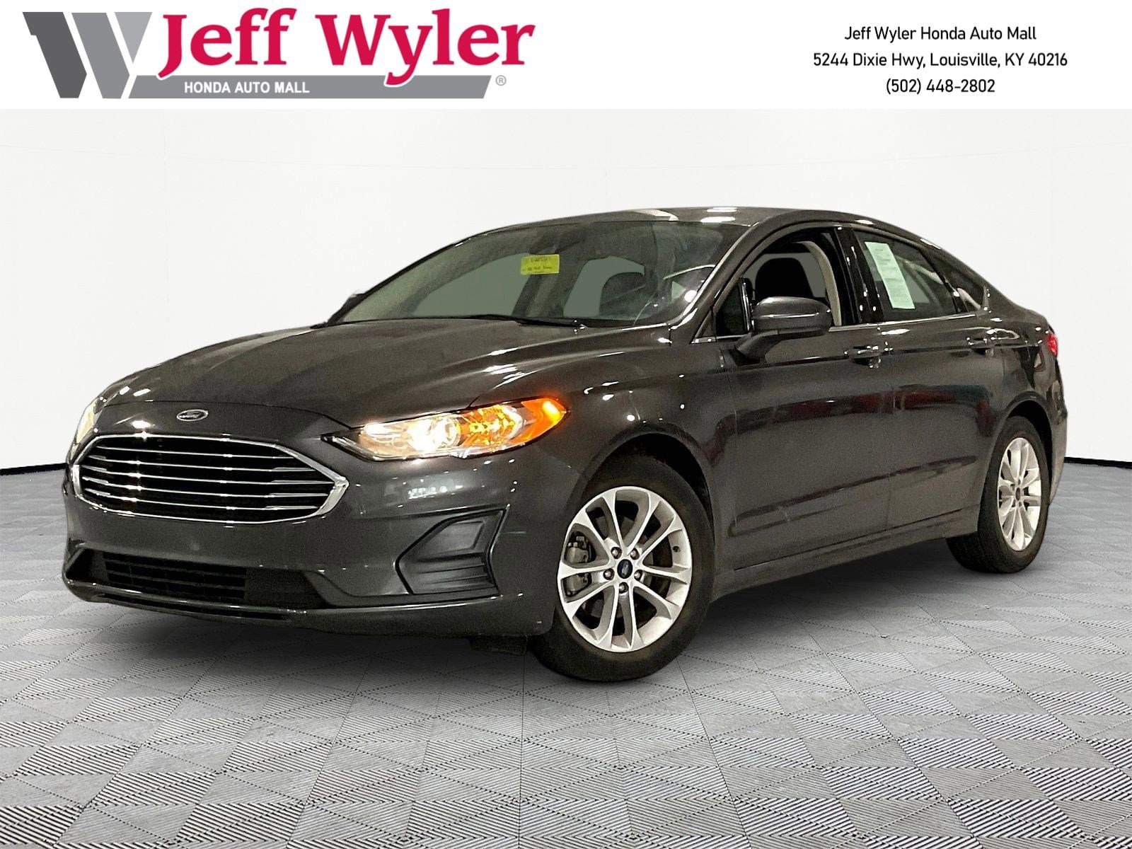 2020 Ford Fusion SE FWD's photo