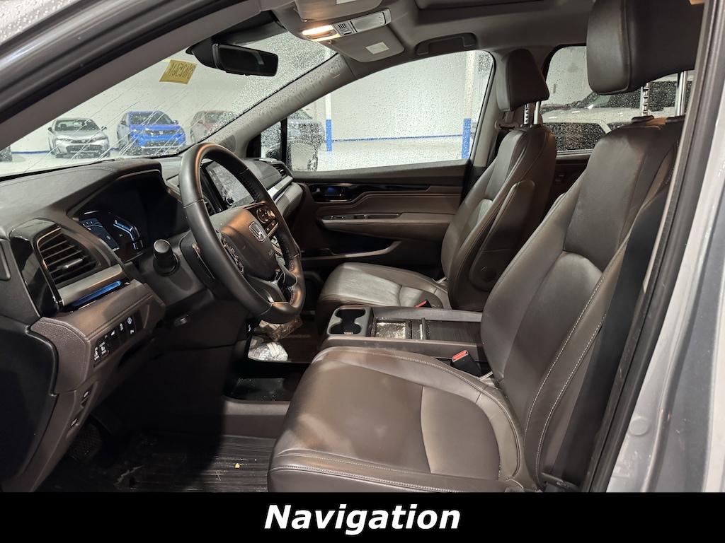 Used 2023 Honda Odyssey Touring Auto Van