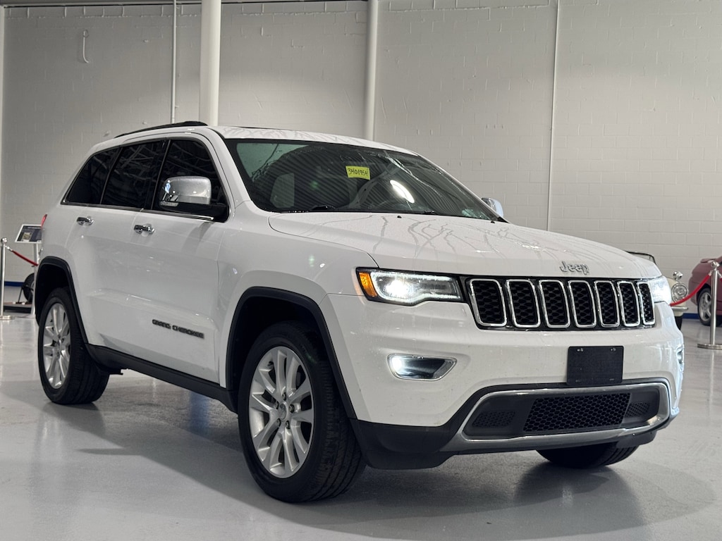 Used 2017 Jeep Grand Cherokee Limited 4x4 SUV
