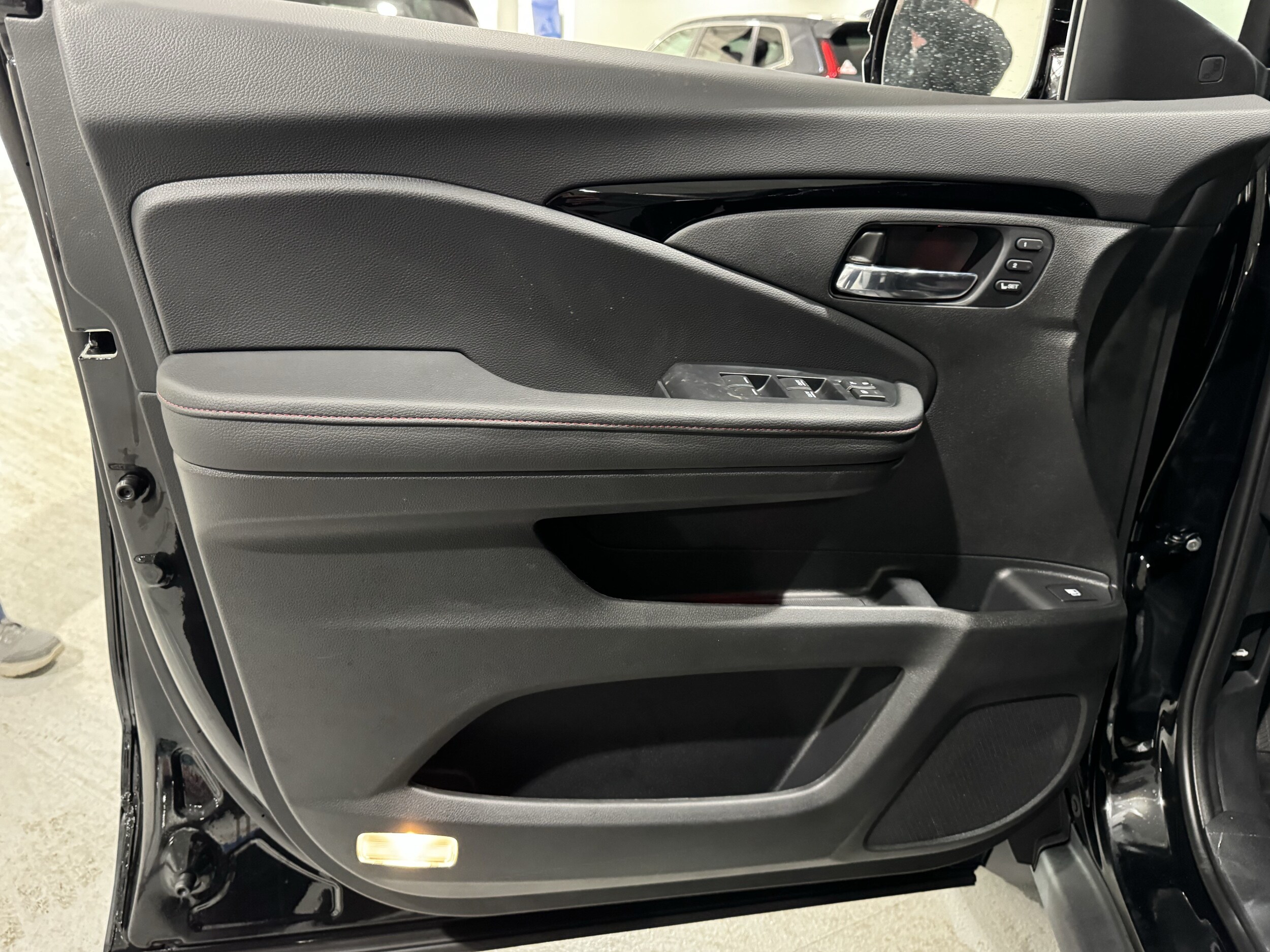 2026 Honda Ridgeline Black Edition - Photo 24