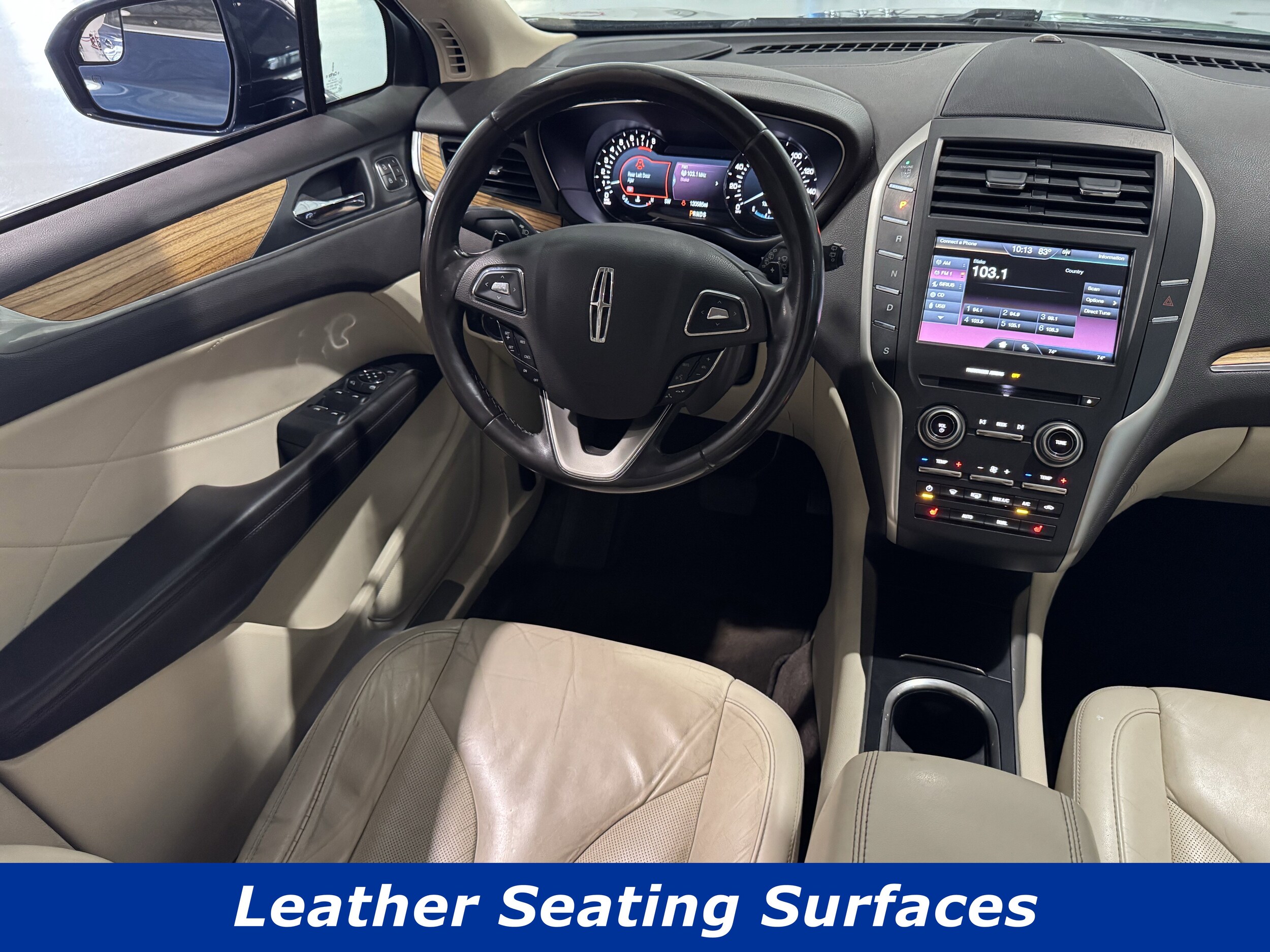 2015 Lincoln MKC Base photo 3