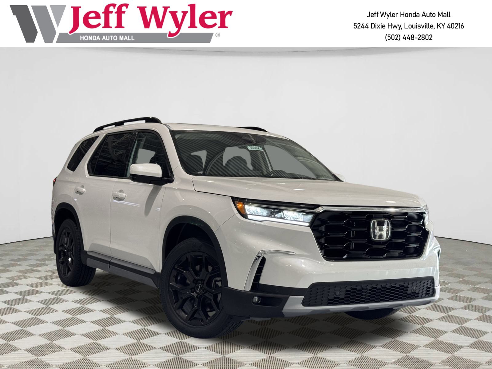 2025 Honda Pilot Touring's photo