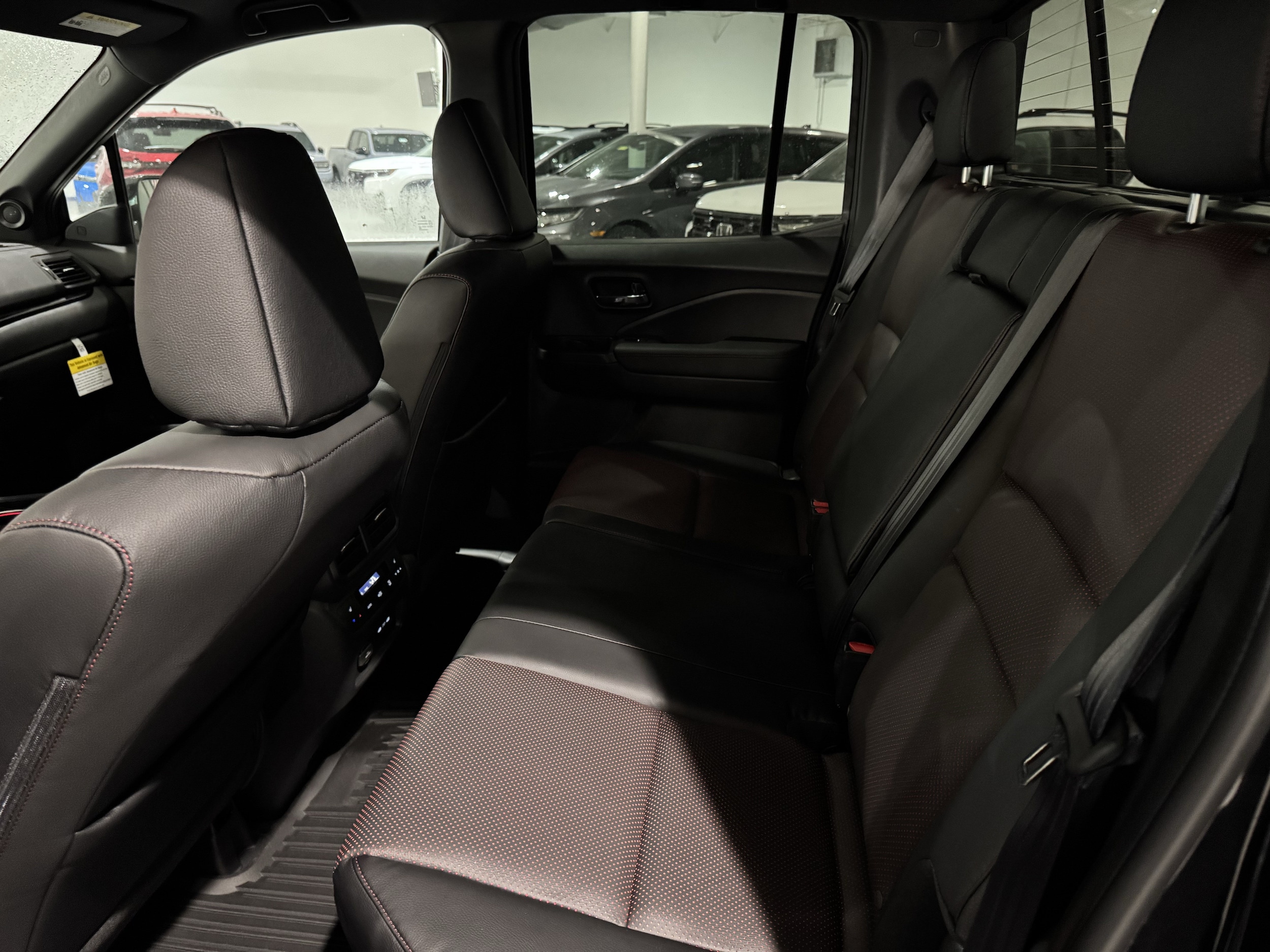 2026 Honda Ridgeline Black Edition - Photo 37