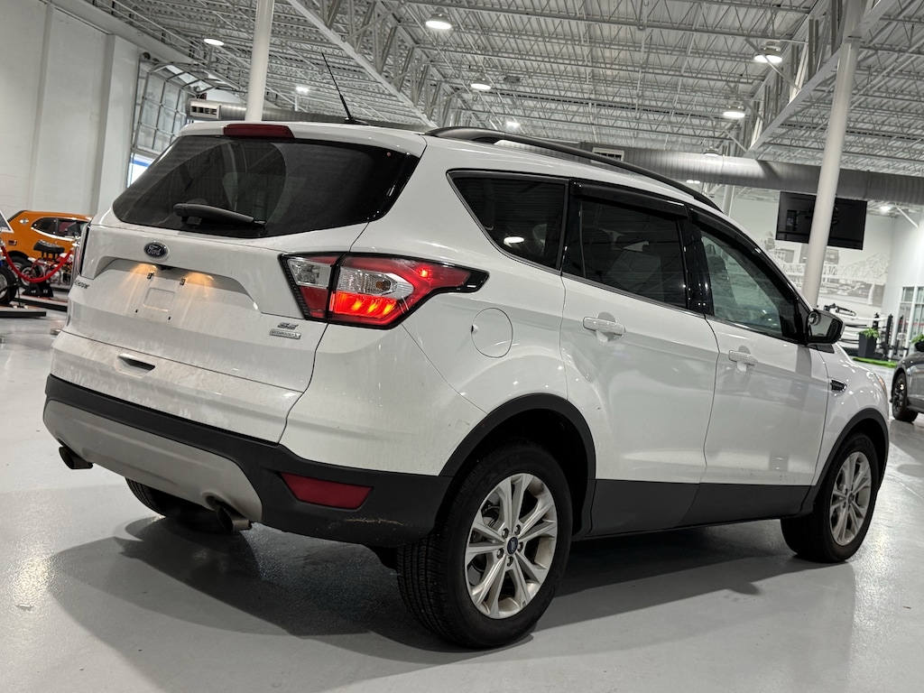 Used 2018 Ford Escape SE FWD SUV