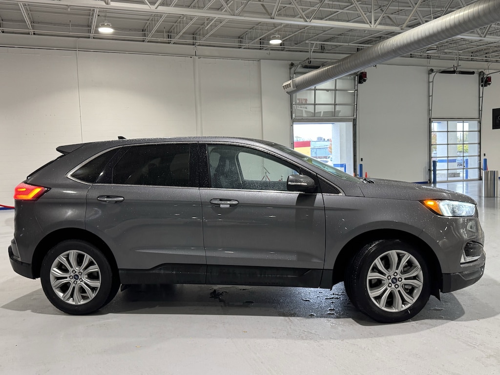 Used 2022 Ford Edge Titanium AWD SUV
