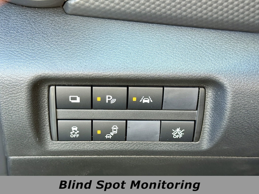 Used 2025 Nissan Kicks Play S FWD SUV