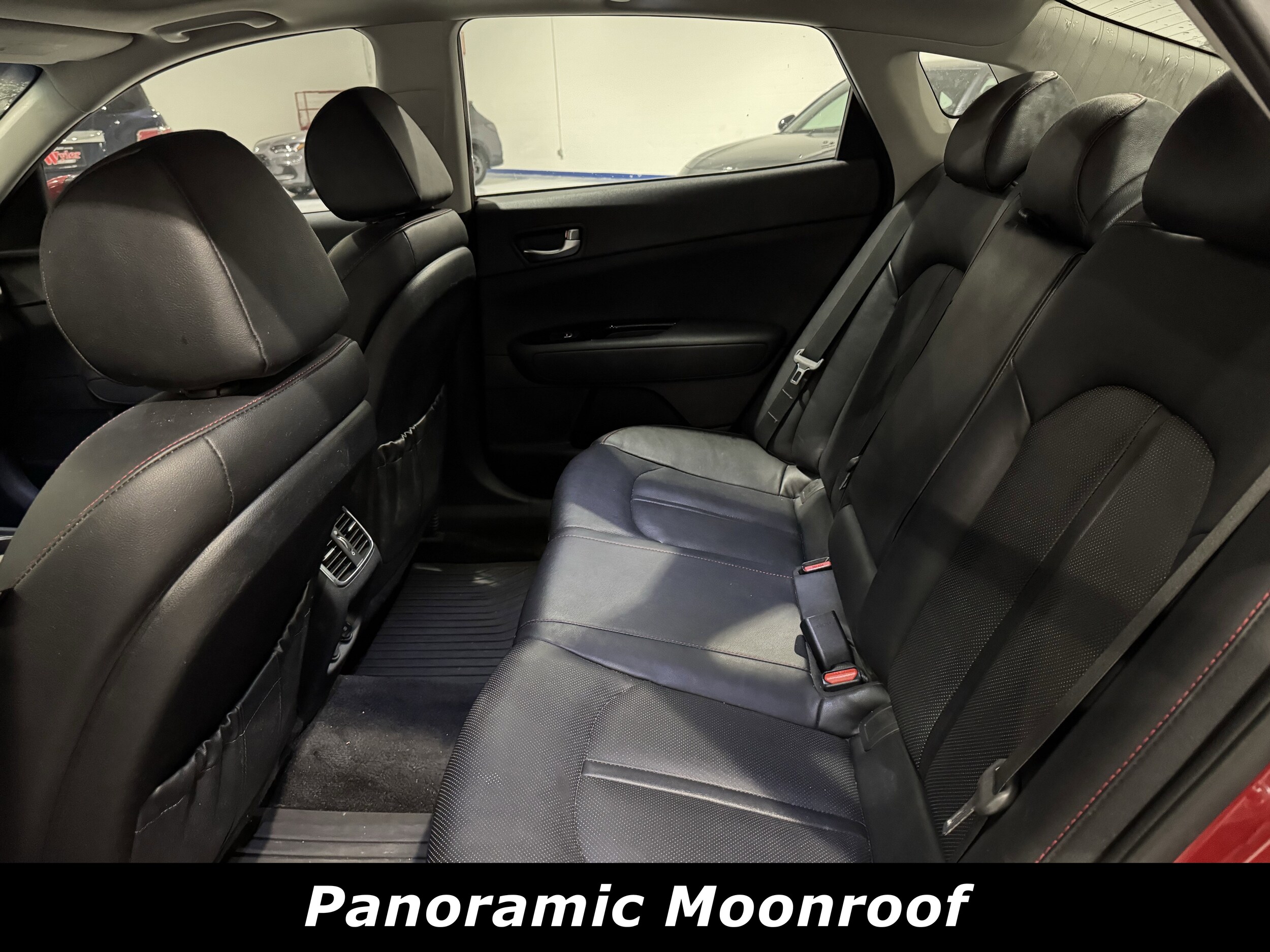 2018 Kia Optima SX photo 4