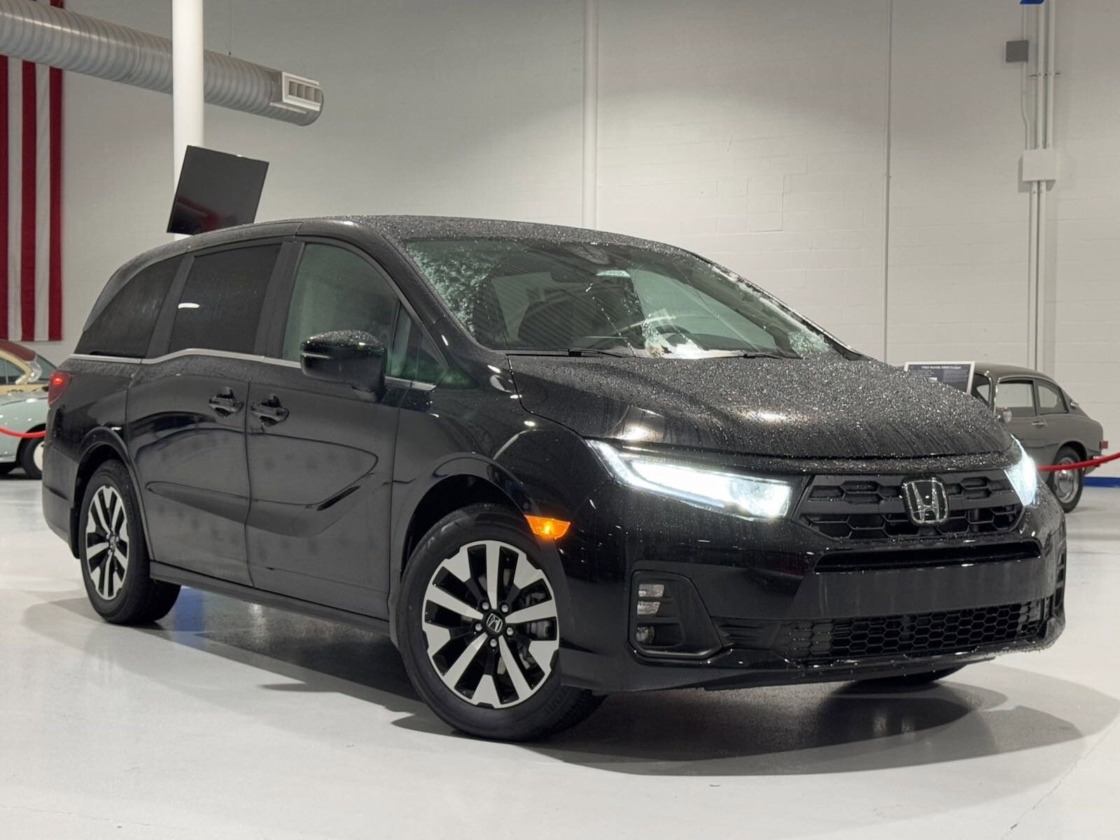 2026 Honda Odyssey EX-L photo 2