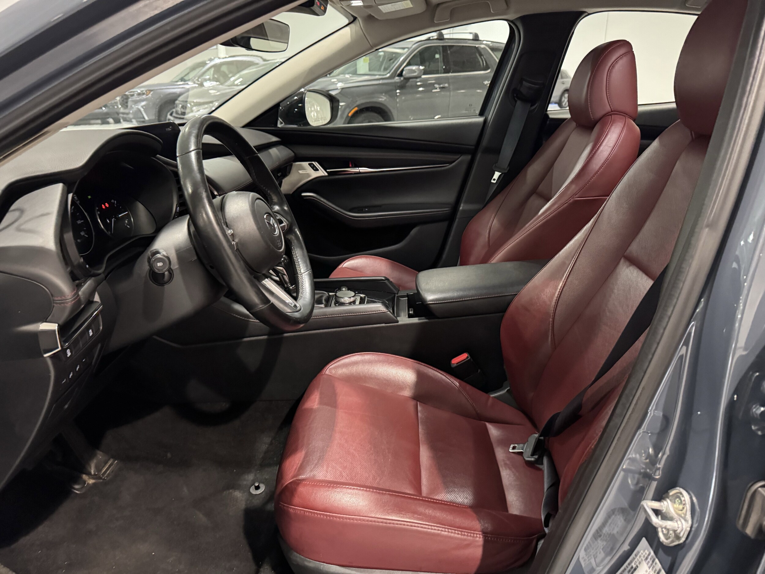 2023 Mazda Mazda3 Sedan 2.5 s Carbon photo 4