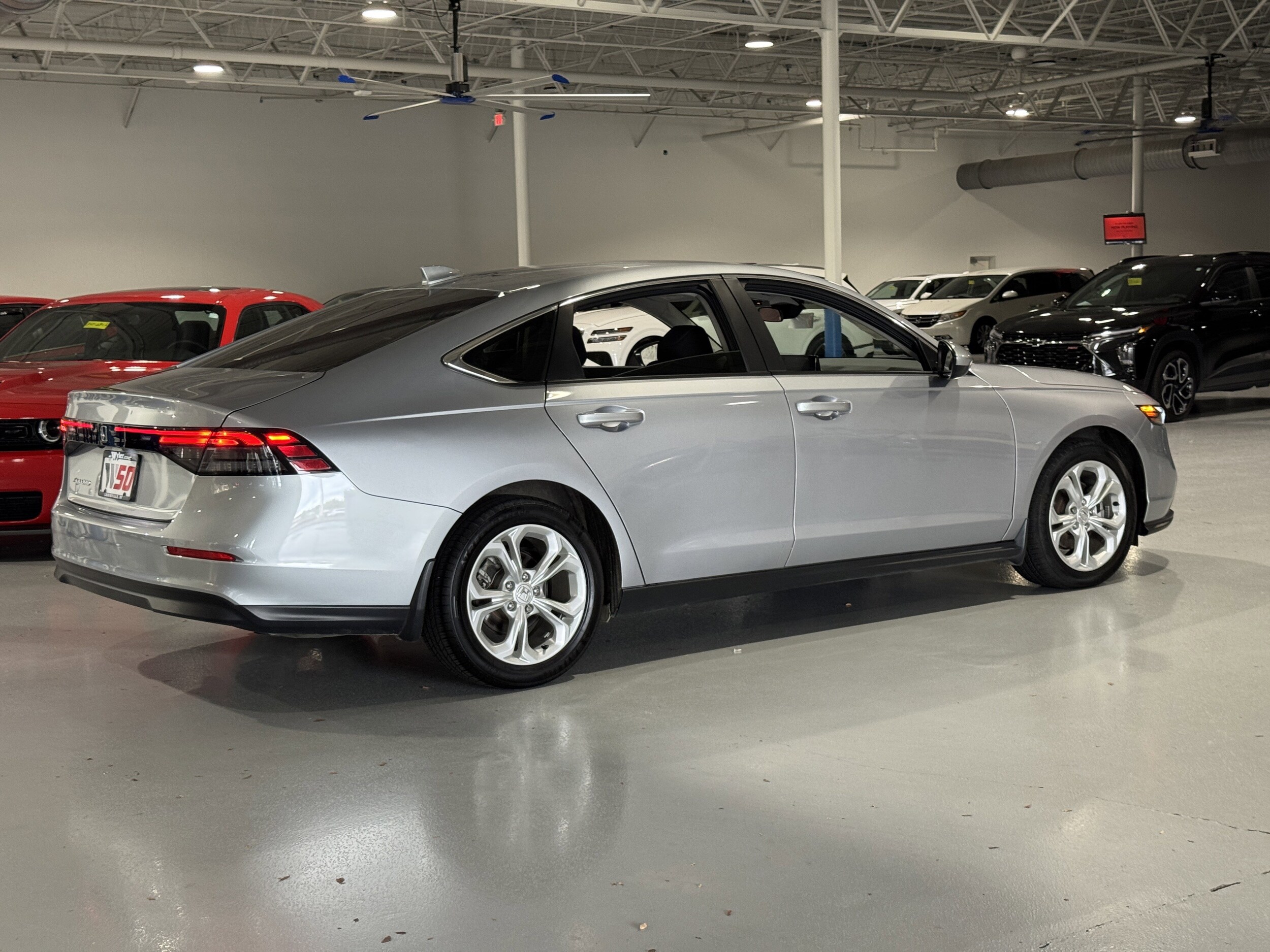 2023 Honda Accord LX photo 4