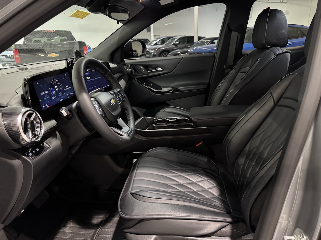 Used 2025 Chevrolet Equinox FWD 4dr LT w/1LT SUV