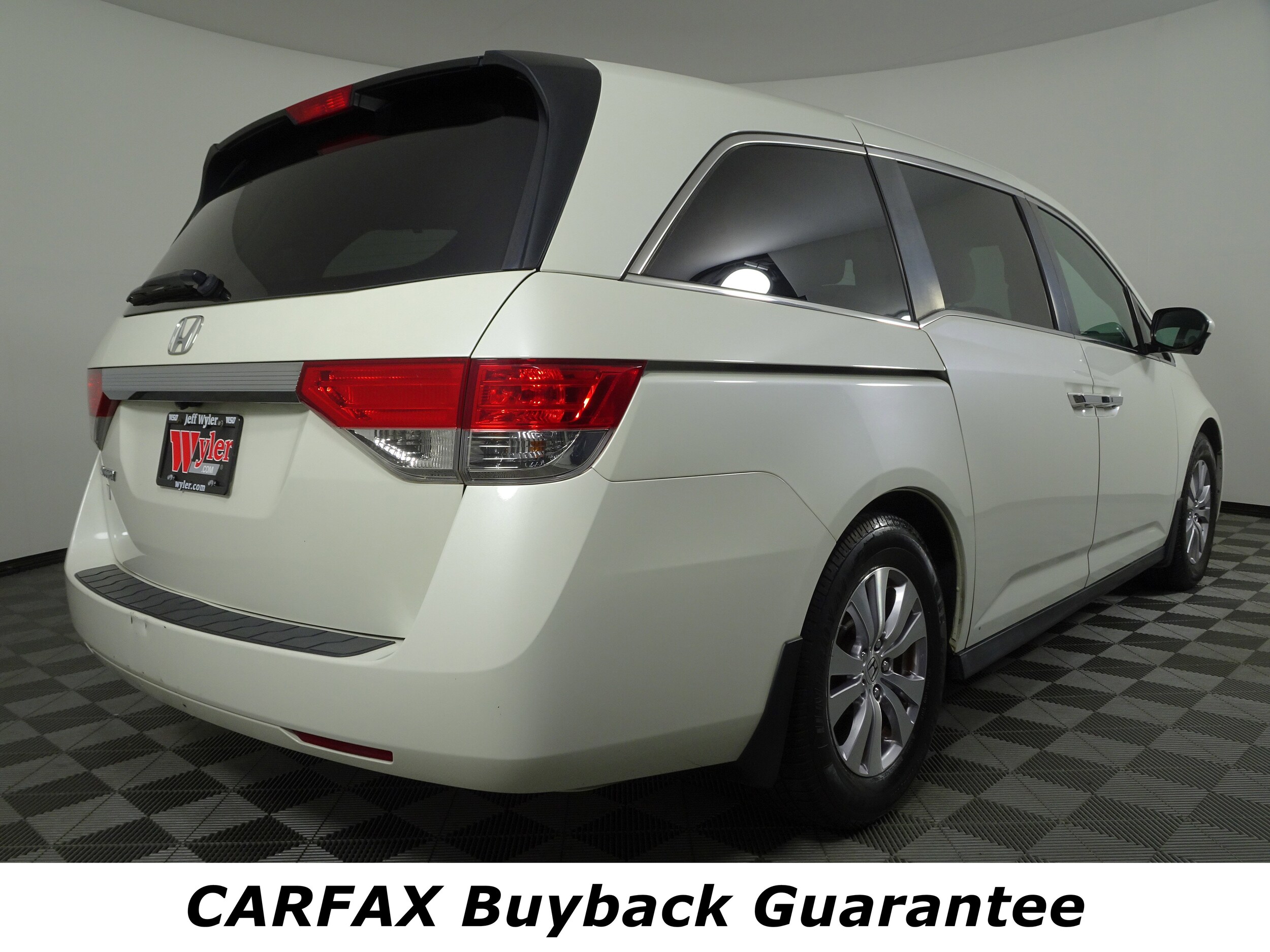 2014 Honda Odyssey EX photo 3