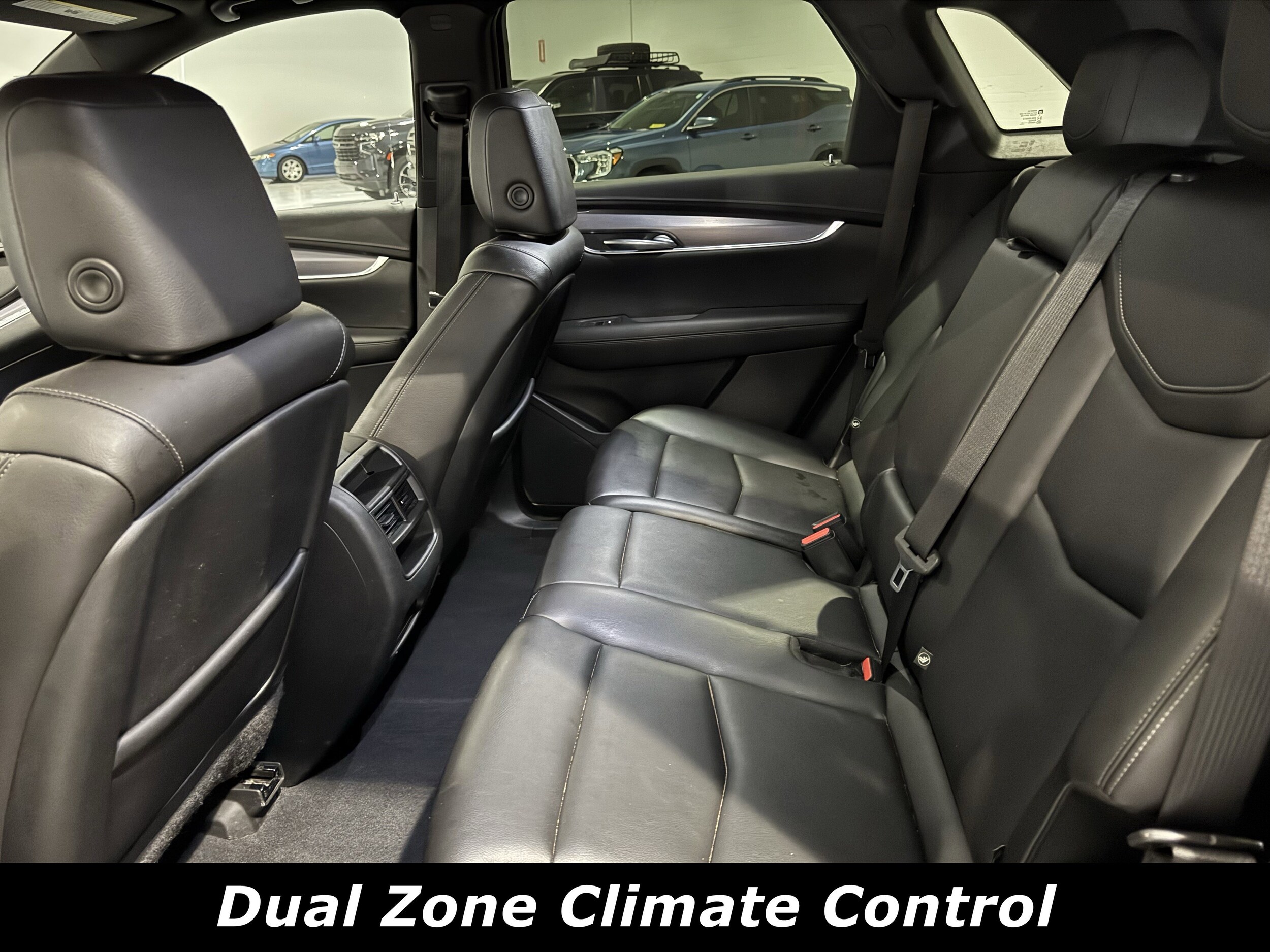 2022 Cadillac XT5 Luxury photo 4