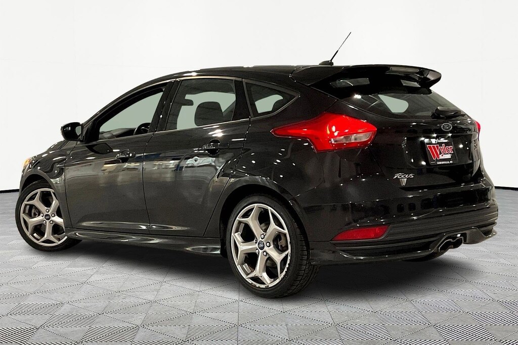 Used 2015 Ford Focus 5dr HB ST Hatchback