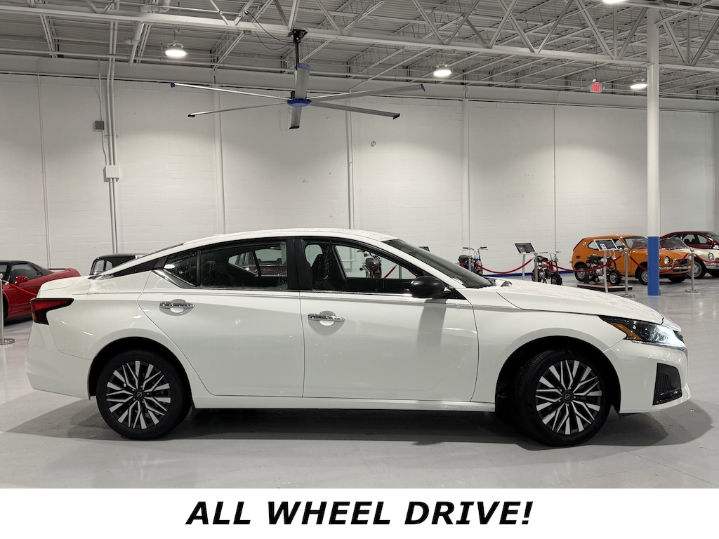 Used 2025 Nissan Altima SV AWD Sedan