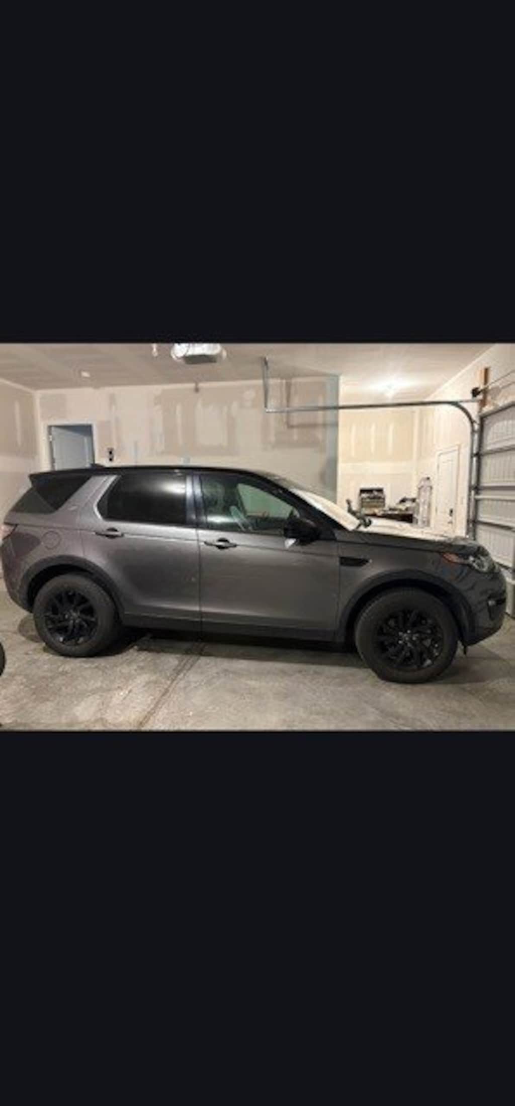 Used 2019 Land Rover Discovery Sport SE 4WD SUV