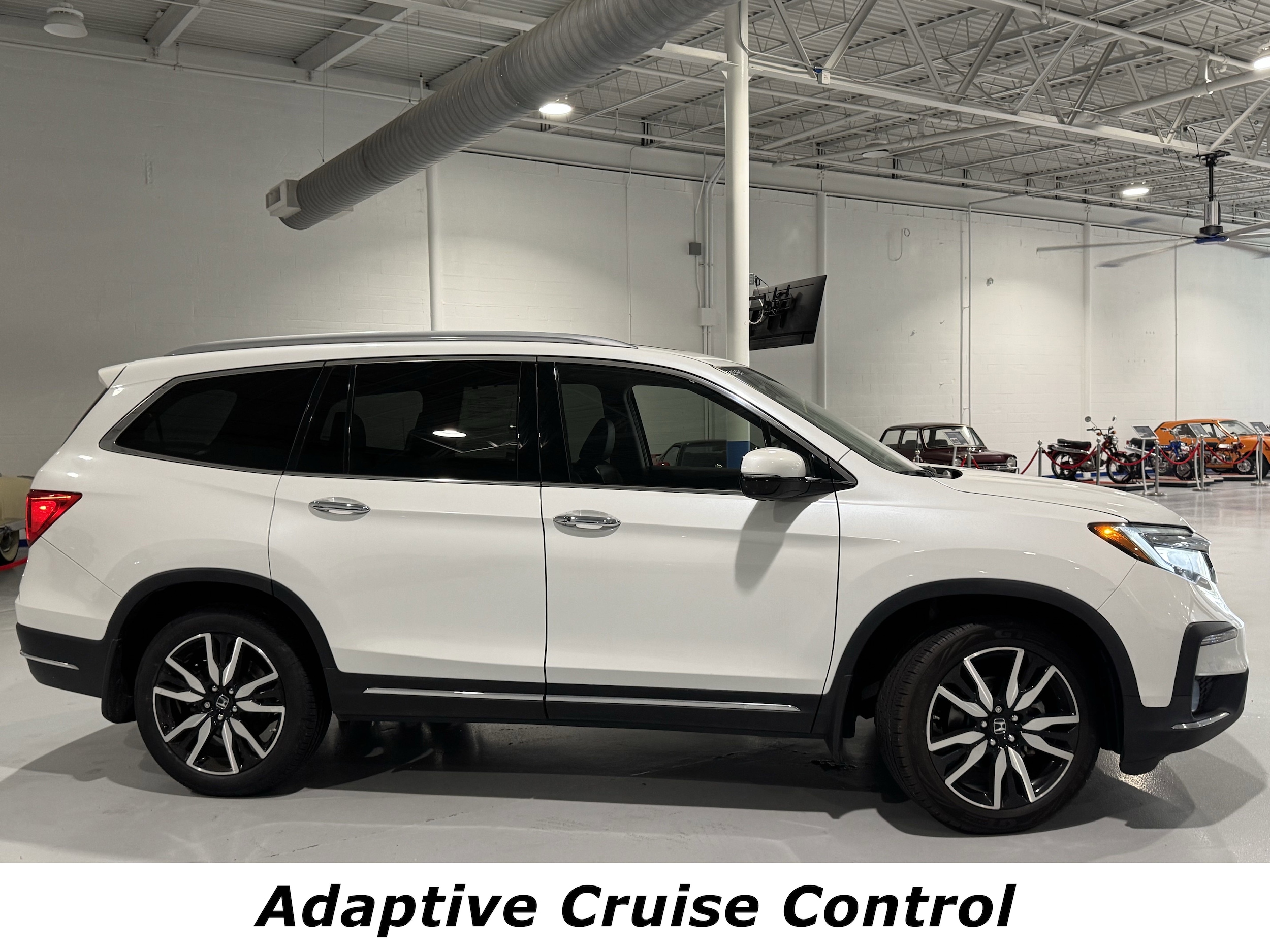 Used 2022 Honda Pilot Touring with VIN 5FNYF5H68NB020562 for sale in Louisville, KY