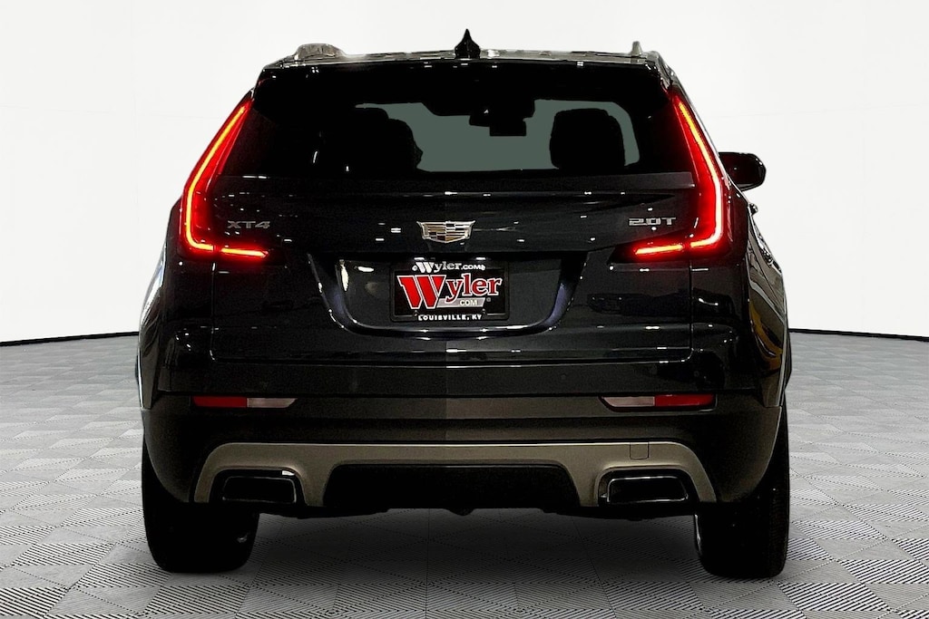 Used 2019 CADILLAC XT4 FWD 4dr Premium Luxury SUV