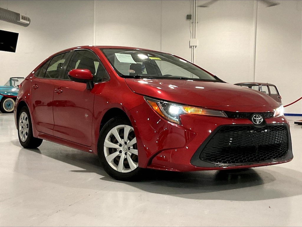 Used 2021 Toyota Corolla LE CVT Sedan