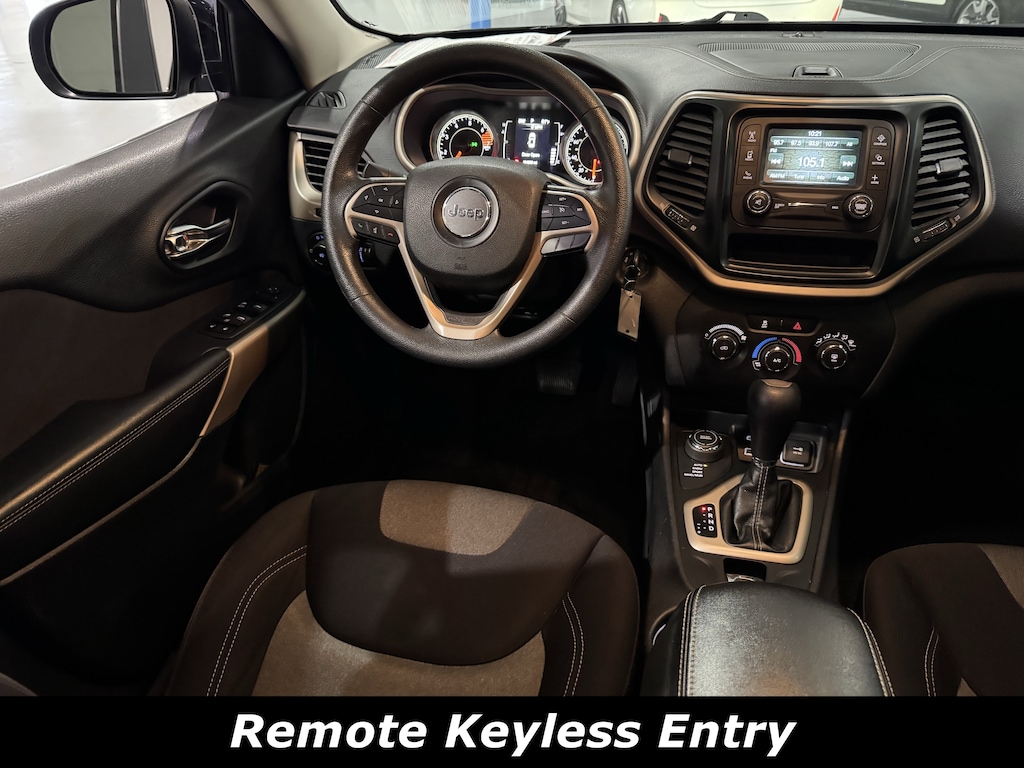 Used 2018 Jeep Cherokee Latitude 4x4 SUV