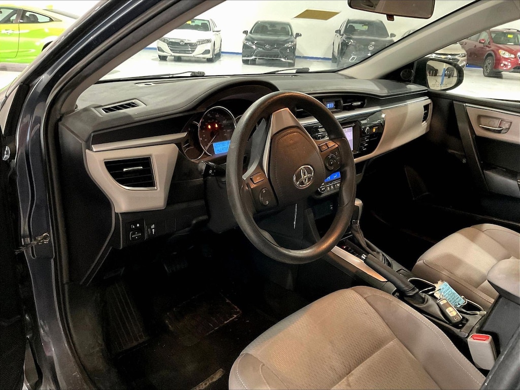 Used 2016 Toyota Corolla 4dr Sdn CVT LE Sedan