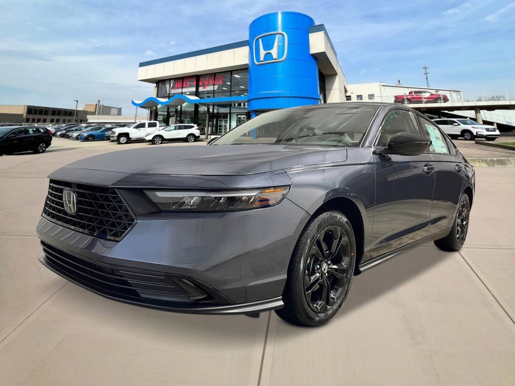 2025 Honda Accord SE photo 2