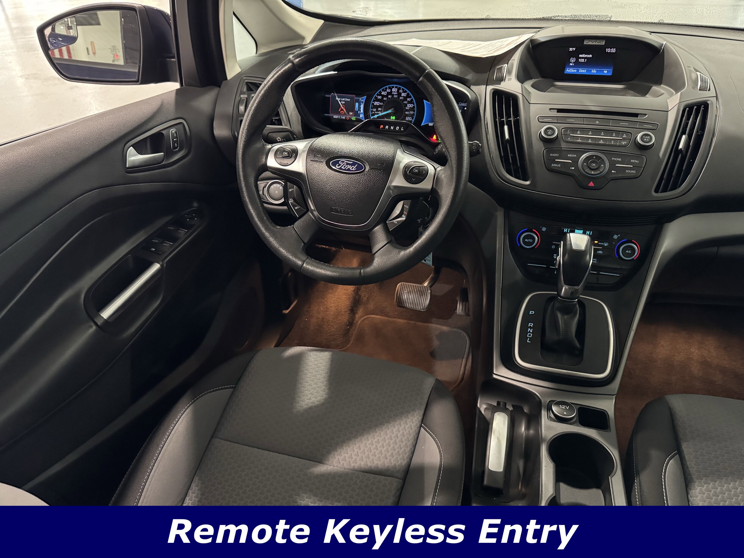 2017 Ford C-Max Hybrid SE photo 4