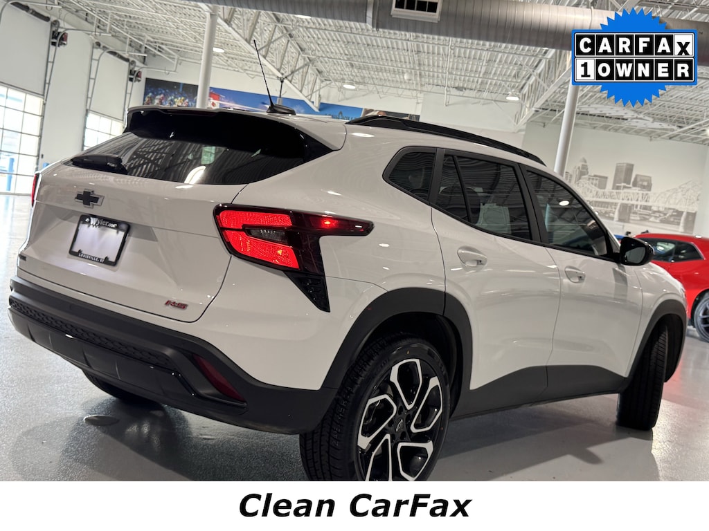 Used 2024 Chevrolet Trax FWD 4dr 2RS SUV