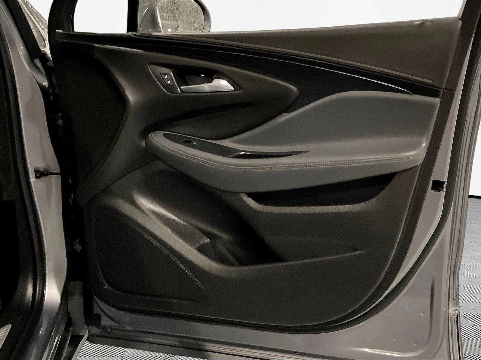 2020 Buick Envision Essence - Photo 29