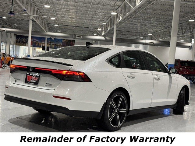 2025 Honda Accord Hybrid Sport photo 3