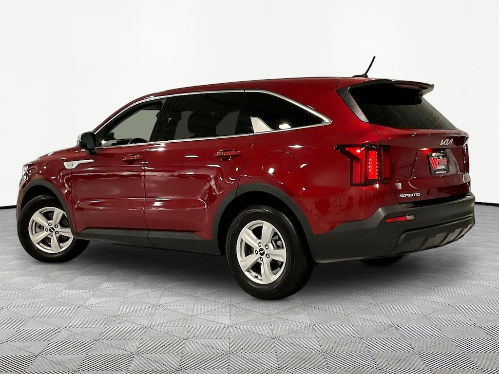 Used 2023 Kia Sorento LX FWD SUV
