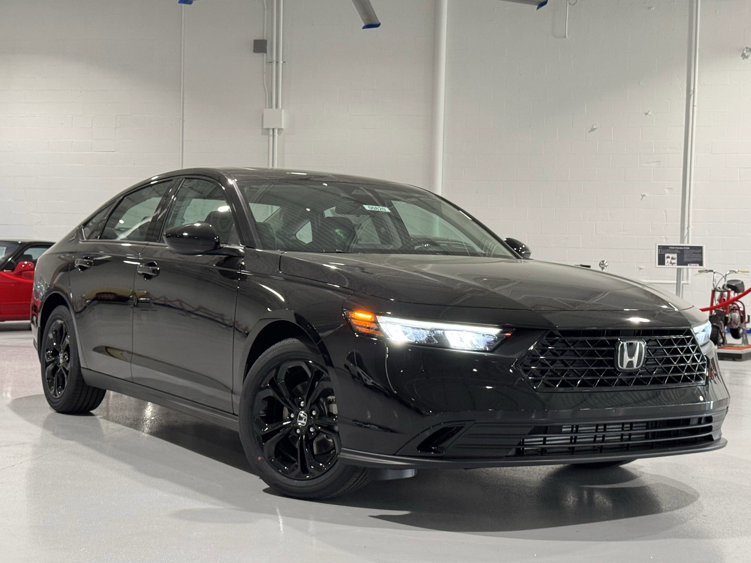 2025 Honda Accord SE photo 2