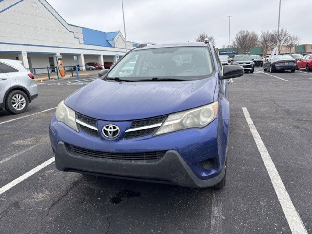 Used 2015 Toyota RAV4 AWD 4dr LE SUV