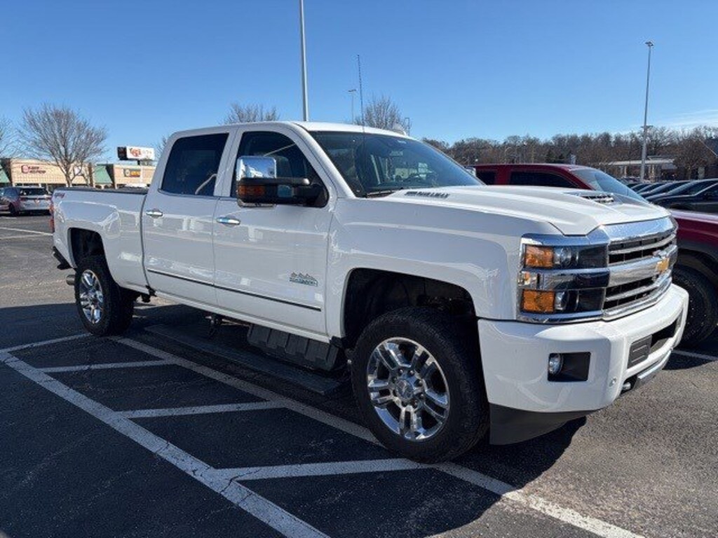 Used 2018 Chevrolet Silverado 2500HD 4WD Crew Cab 153.7 High Country Truck Crew Cab