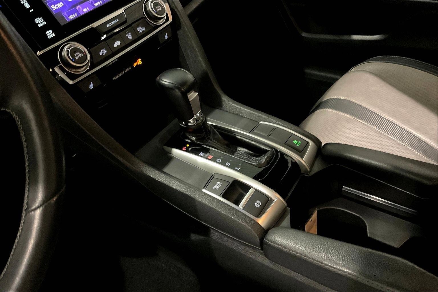 2017 Honda Civic Touring - Photo 14