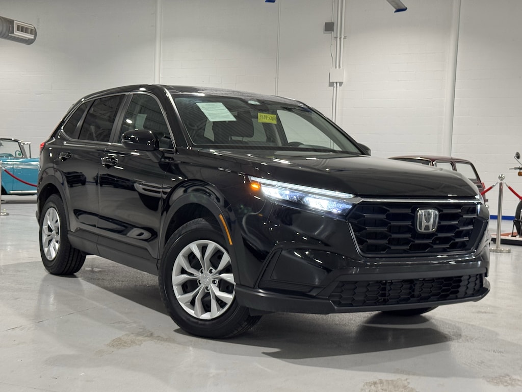 Used 2025 Honda CR-V LX AWD SUV