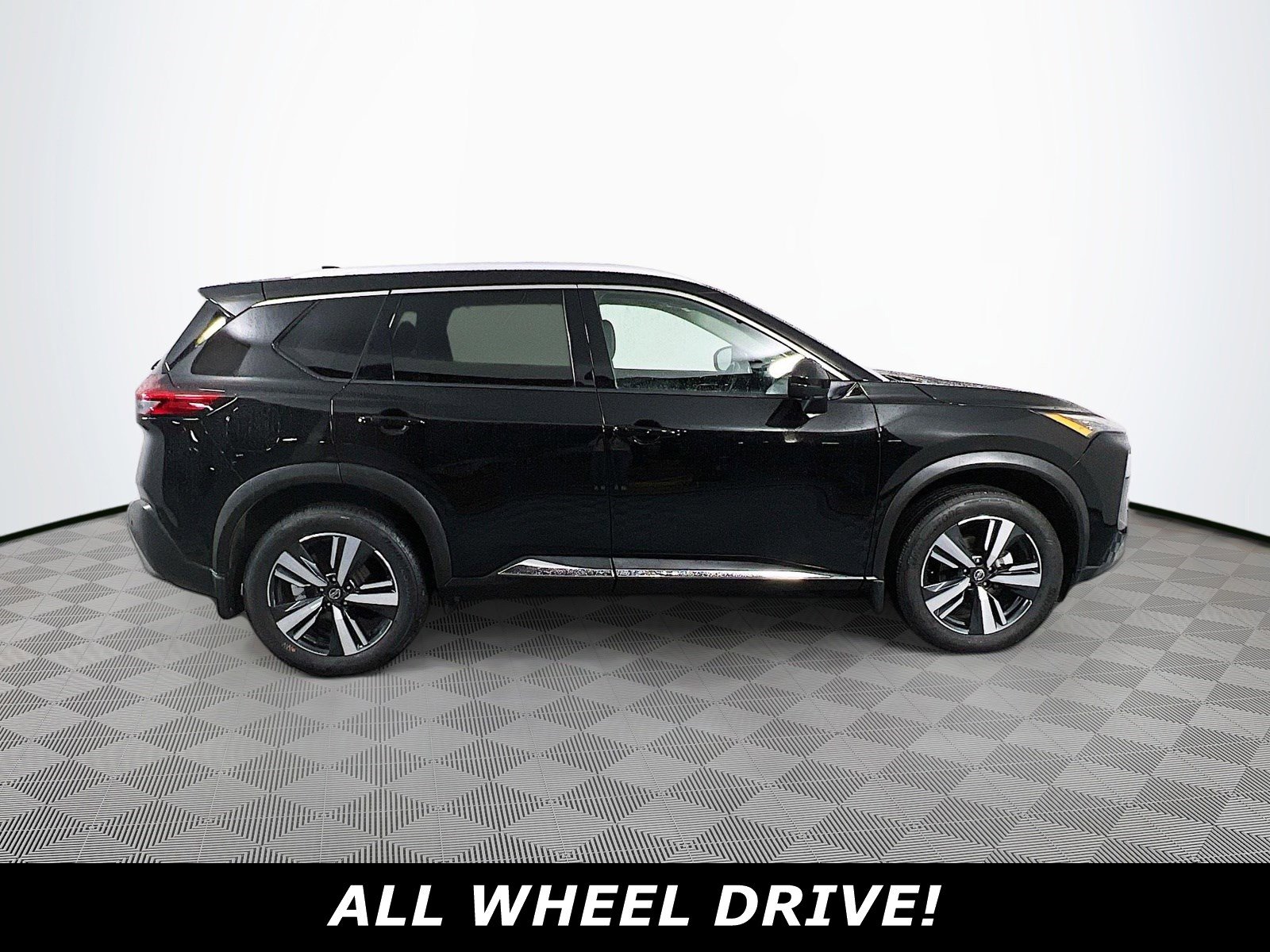 Used 2021 Nissan Rogue SL with VIN 5N1AT3CB3MC717907 for sale in Louisville, KY