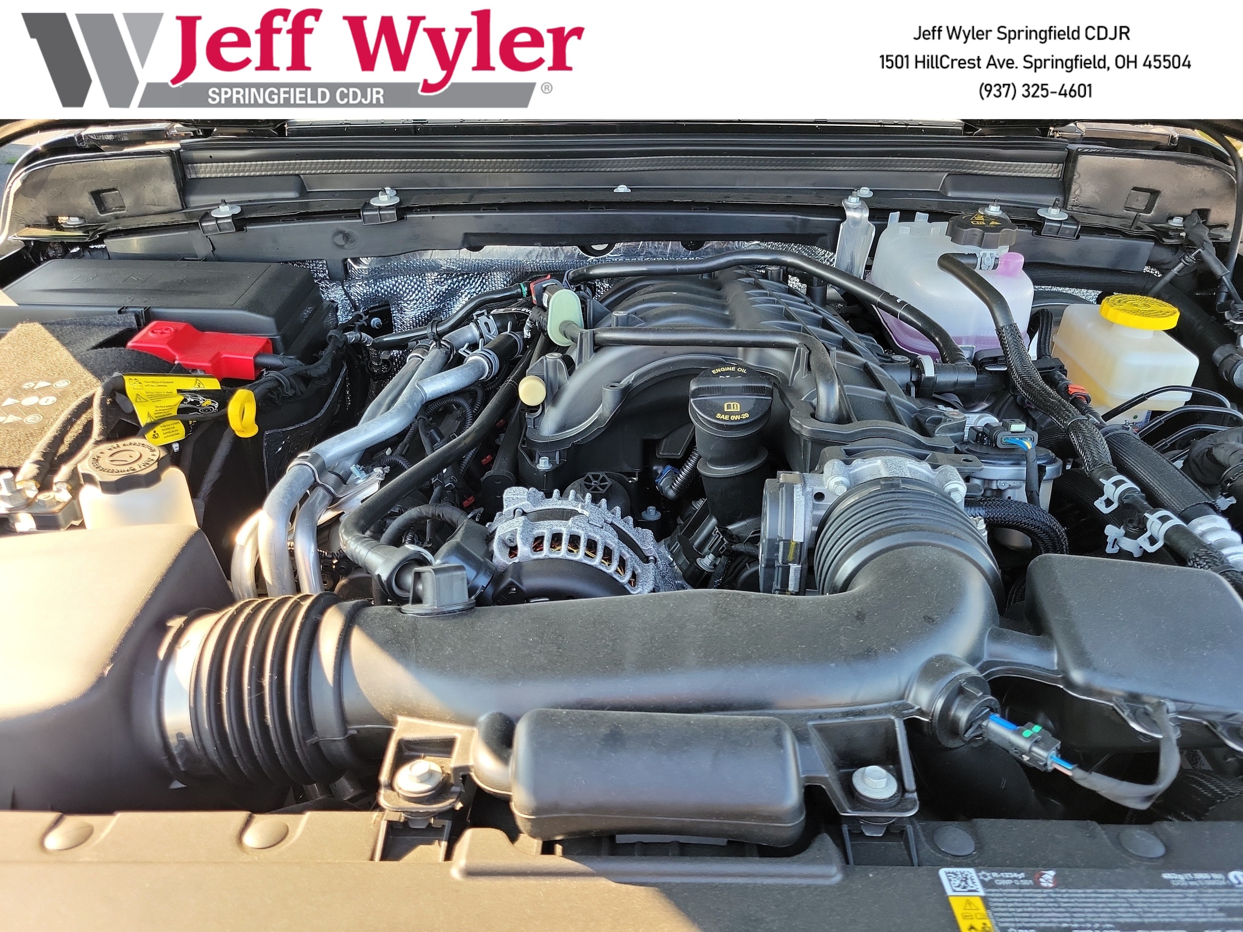 2025 Jeep Wrangler 4-Door Sahara - Photo 18