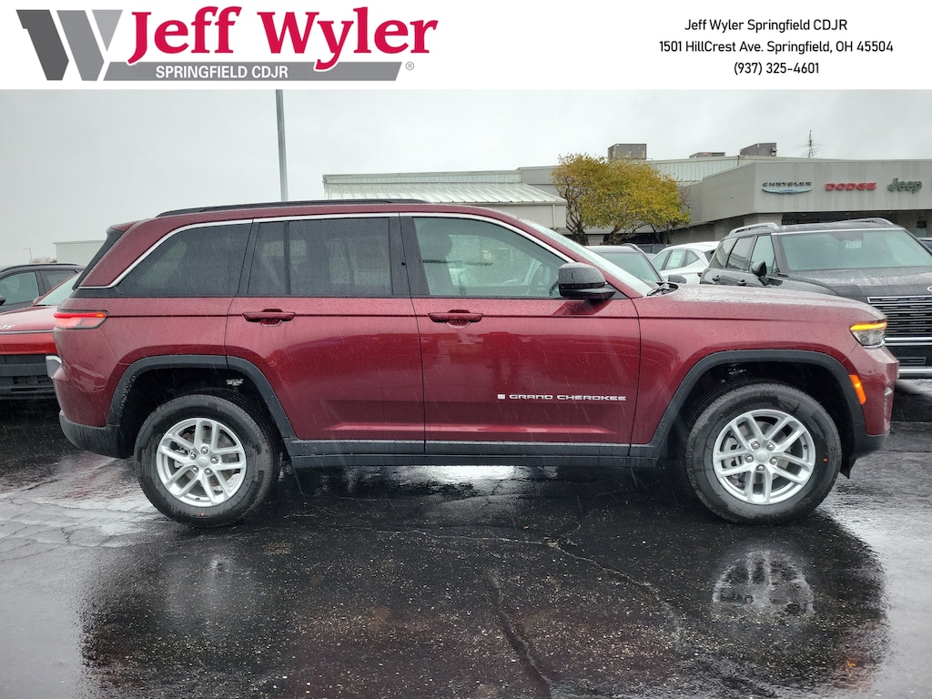 New 2025 Jeep Grand Cherokee LAREDO X 4X4 Sport Utility