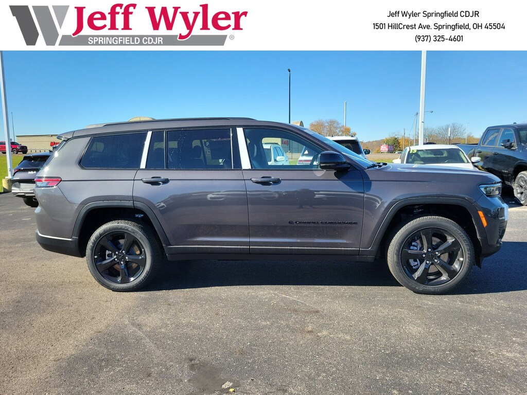 New 2025 Jeep Grand Cherokee L ALTITUDE X 4X4 Sport Utility