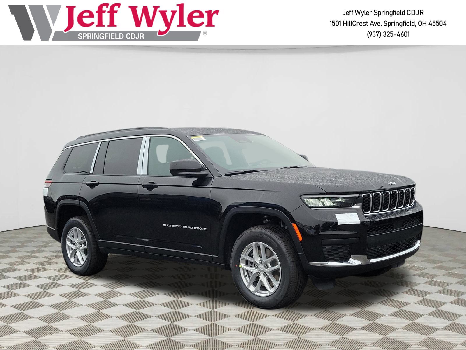 2025 Jeep Grand Cherokee L Laredo's photo