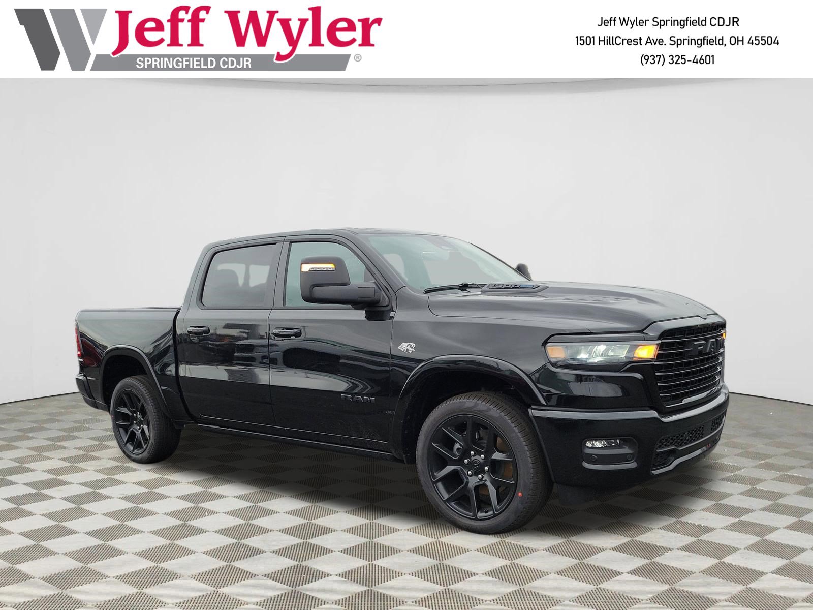2026 RAM 1500 Laramie 4x4 Crew Cab 5'7's photo