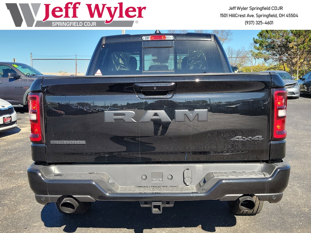 New 2026 Ram 1500 BIG HORN CREW CAB 4X4 5'7 BOX Pickup