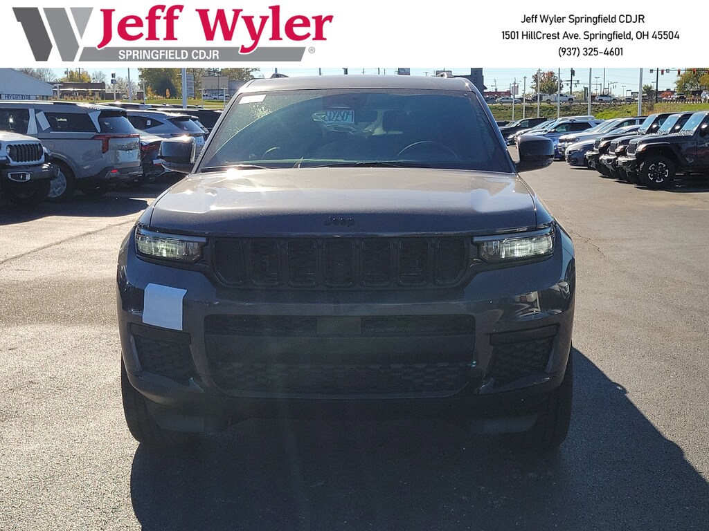 New 2025 Jeep Grand Cherokee L ALTITUDE X 4X4 Sport Utility