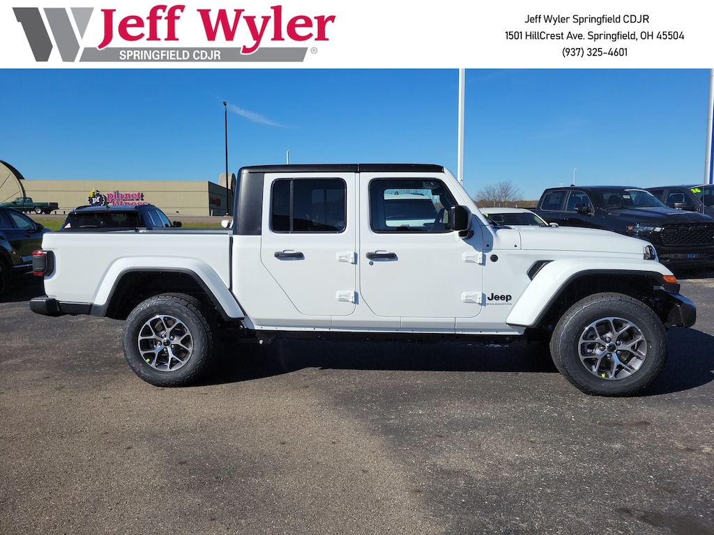 New 2026 Jeep Gladiator SPORT S 4X4 Pickup