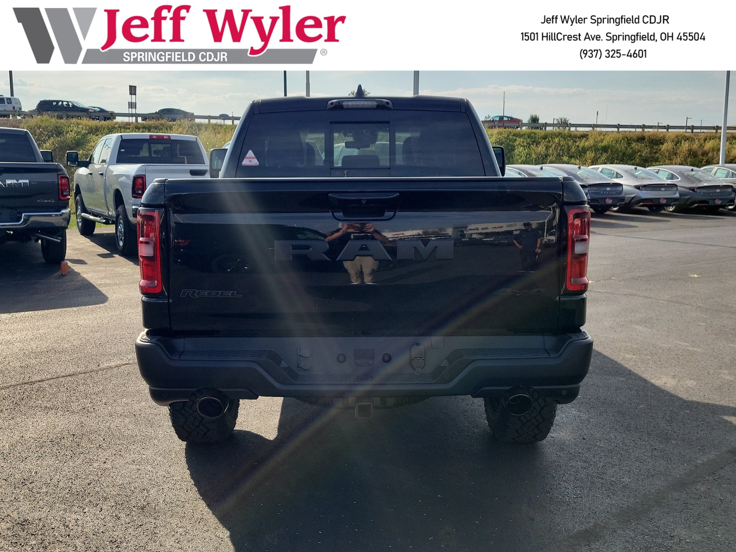 2026 RAM 1500 Rebel - Photo 5
